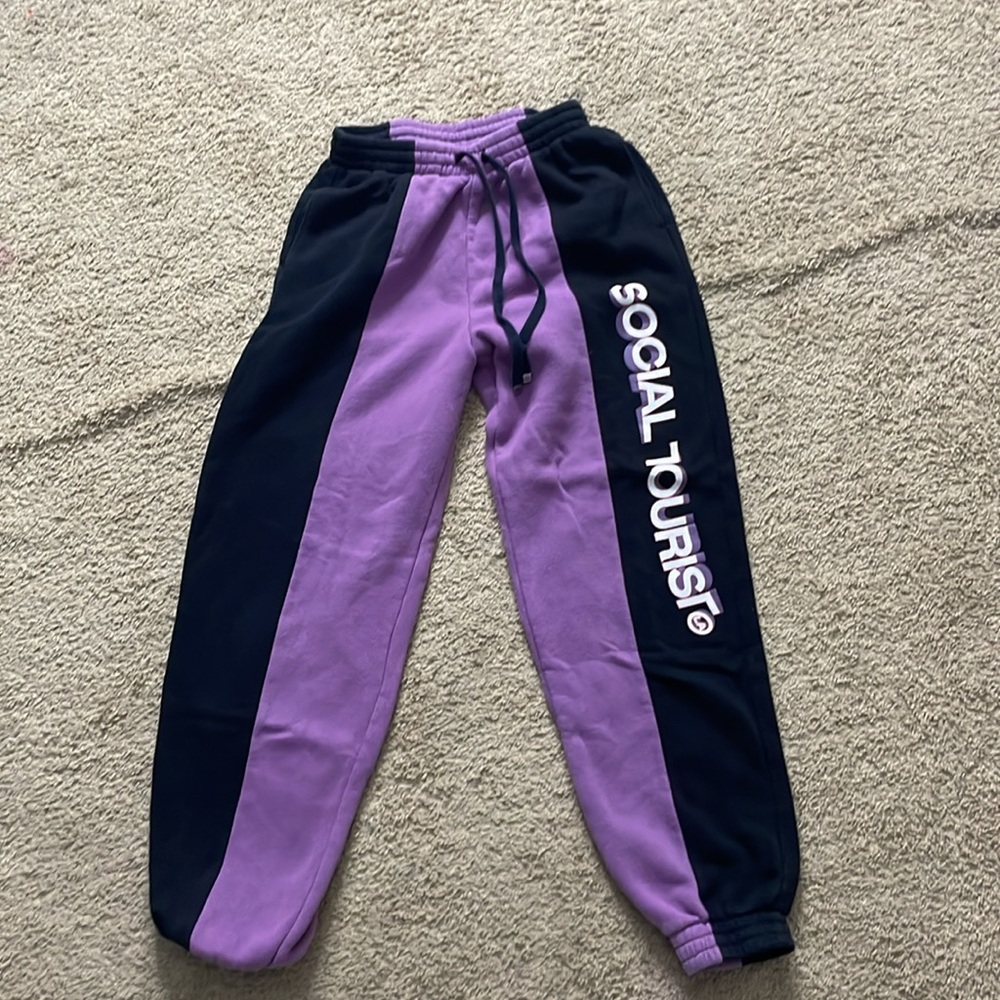 Sweatpants - Picture 2 of 3